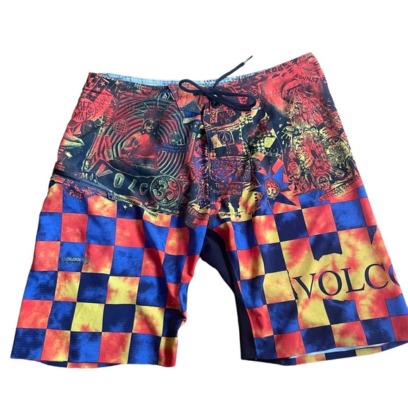 Volcom Orange an Blue Extreme Breathable Skater Shorts - Picture 1 of 11